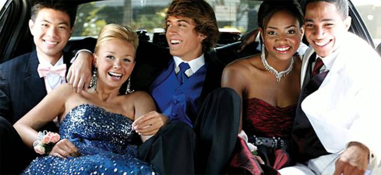 Prom Limos and buses - Wilmington and surrounding areas.